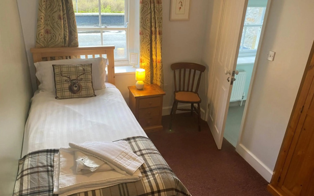 The Elks Head – Whitfield