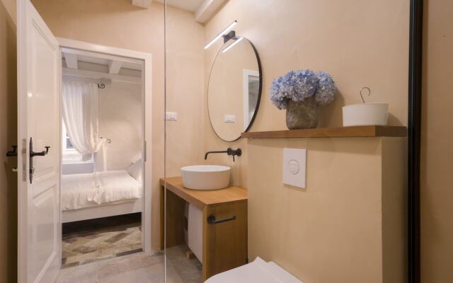 Luxury Apartment Lina - III
