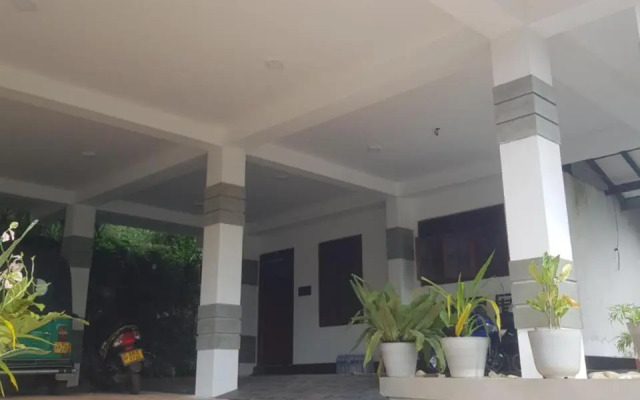 Methusha Holiday House