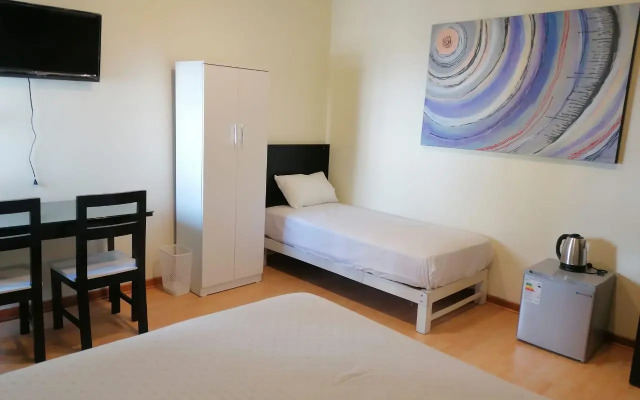 Miraflores Rooms