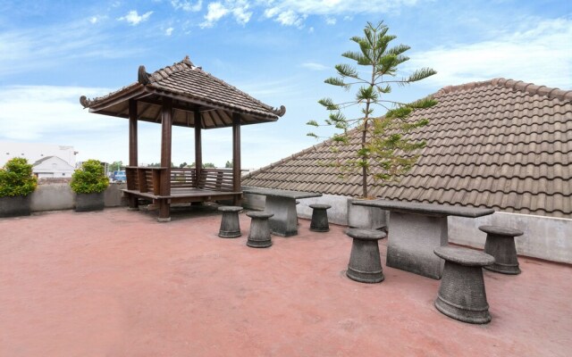 Penginapan Rb Syariah by OYO Rooms