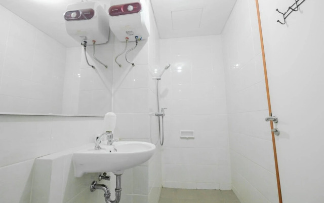 Homey 1br Sea View Condominium at Green Bay Apartment