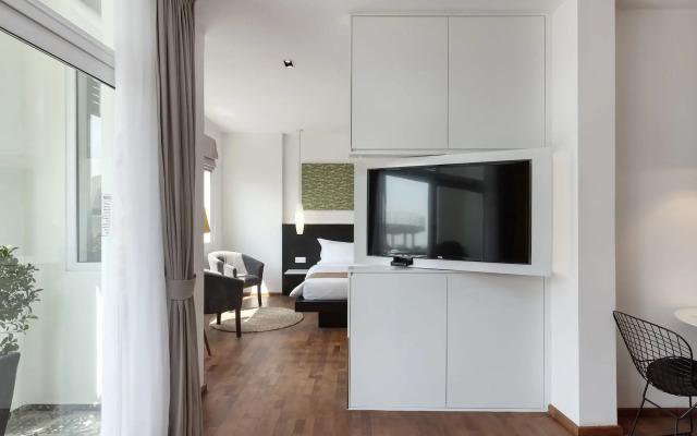 Tao Riverside Residence