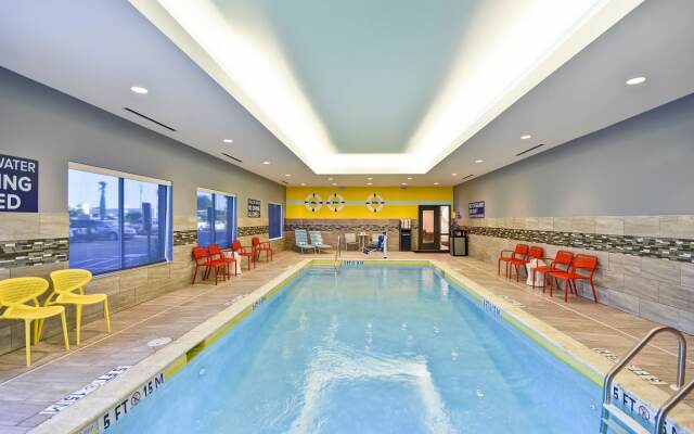 Tru by Hilton Sumter