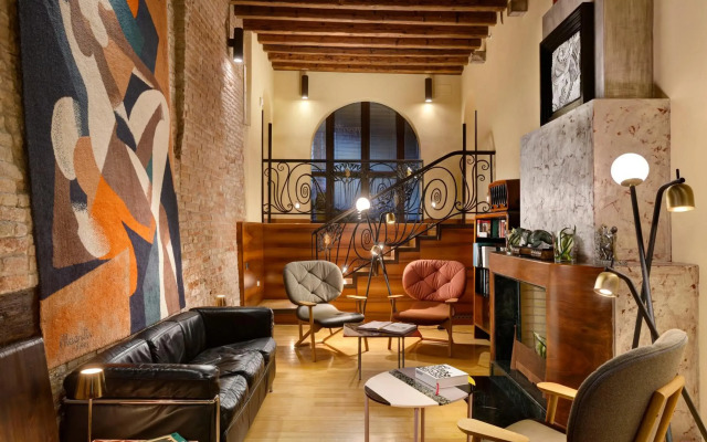 Ca' Pisani Deco Design Hotel