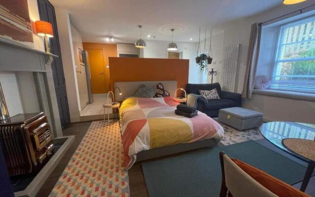 Luxury Suite with Terrace