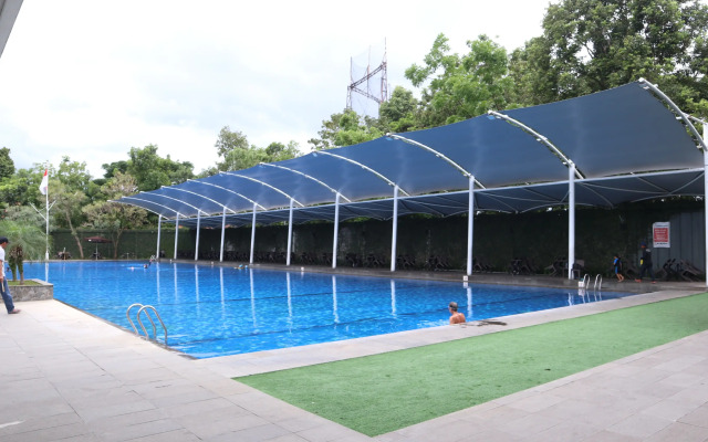 Oasis Siliwangi Sport Hotel