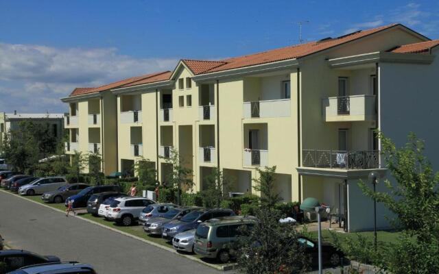 Robinia/Pinetine Lido Altanea