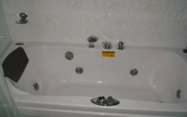 Kalpatharuvu Service Apartments