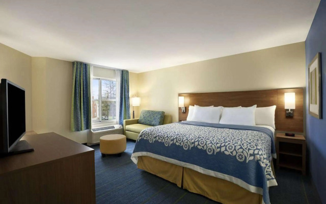 Sleep Inn & Suites Altoona North