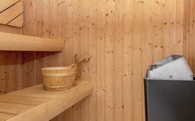6 Person Holiday Home in Ringkobing-by Traum
