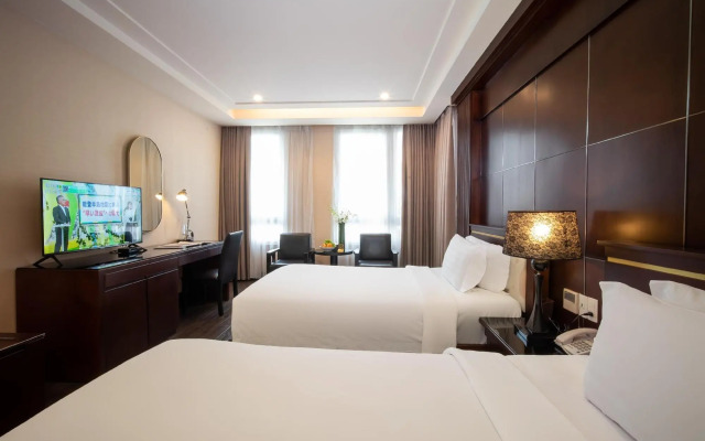 Nhat Ha L'Opera Hotel
