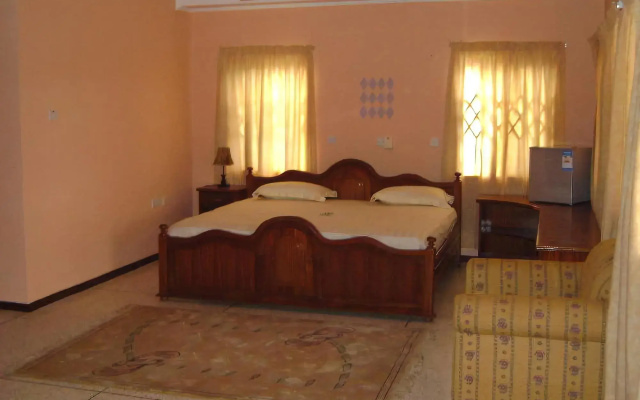 East Airport Guesthouse
