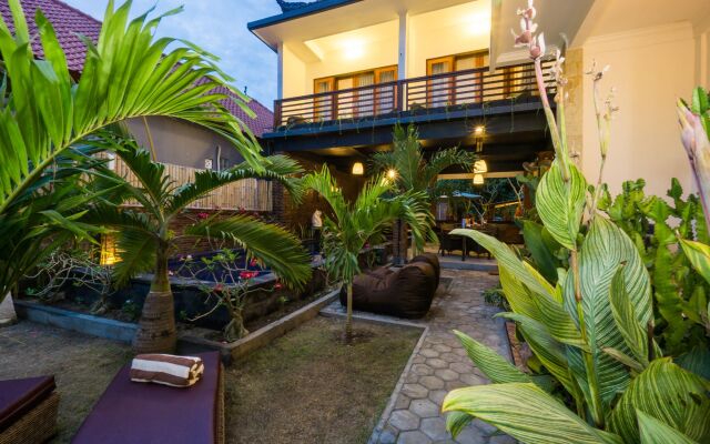 Nyuh Gading Home Stay Lembongan