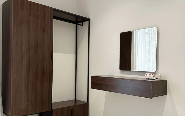 Yasmin G-2 Lusso Hejaz  AX74