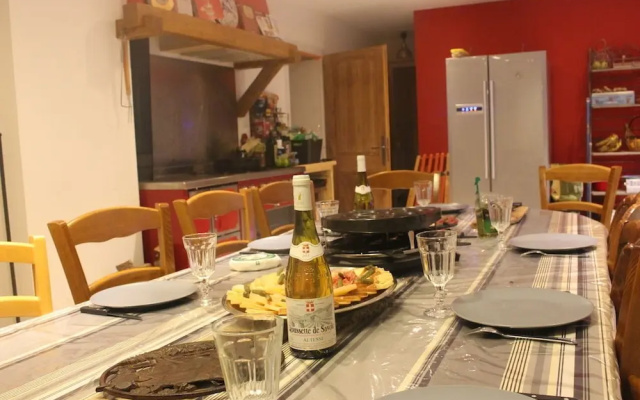 The Farm, Chantemerle For 6 To 10 Guests