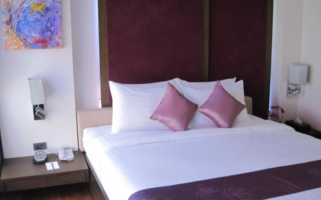 Paradiso Boutique Suites