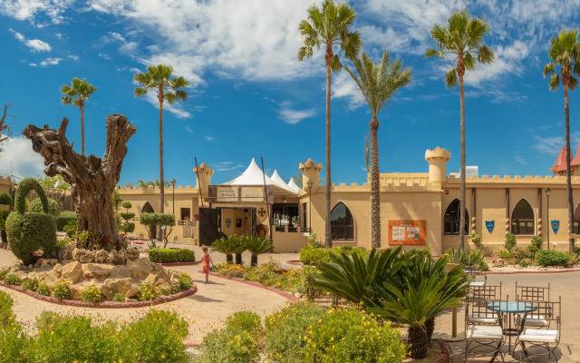 Magic Robin Hood Waterpark Lodge Resort