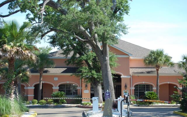 Legacy 2102 - 3 Br Condo