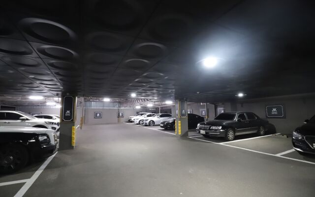 Gunsan JNK Classic Hotel - Gray