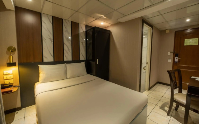Star Plaza Hotel