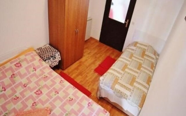 Apartment Ljiljana 290