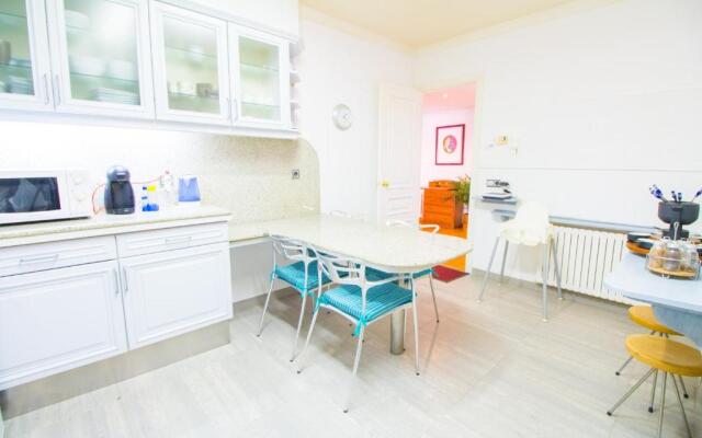 High Quality apartment 40 meters from beach