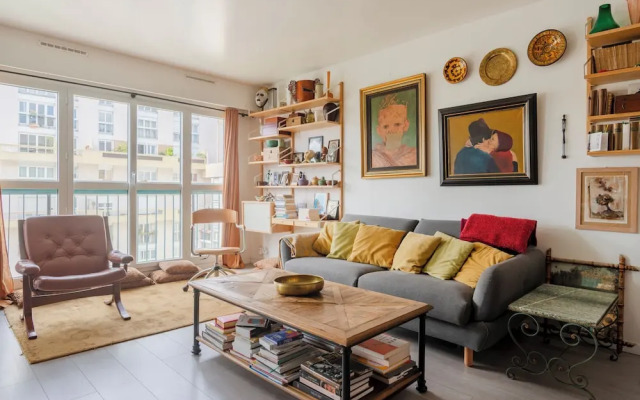 Paris Rebeval residence