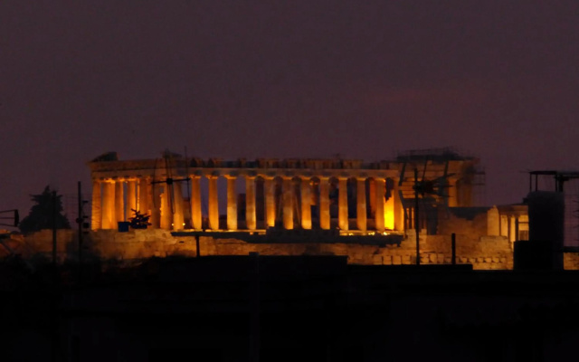 Sophia's Penthouse Apartment With Acropolis and, or Lykavitos View From Big Terrace