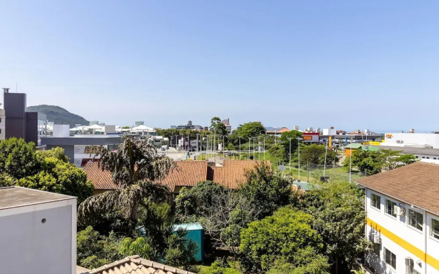 Cozy Apartment 3 Minutes From the Beach Cmi0301