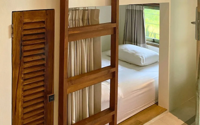 White Penny Hostel