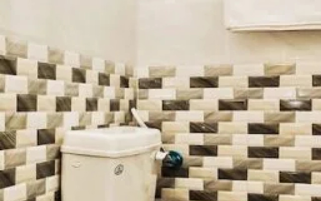 Hotel Meena International by OYO Rooms