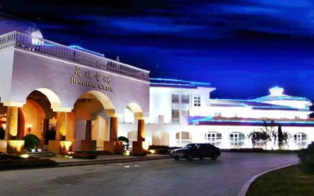 Chateau Junding Resort