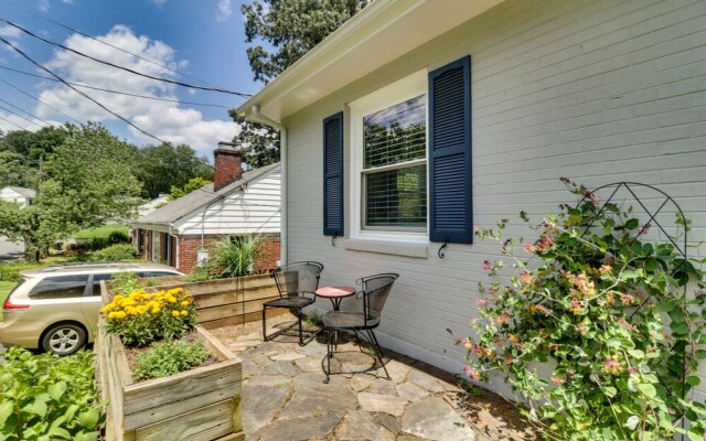 Charming Retreat in Charlottesville w/ Deck!