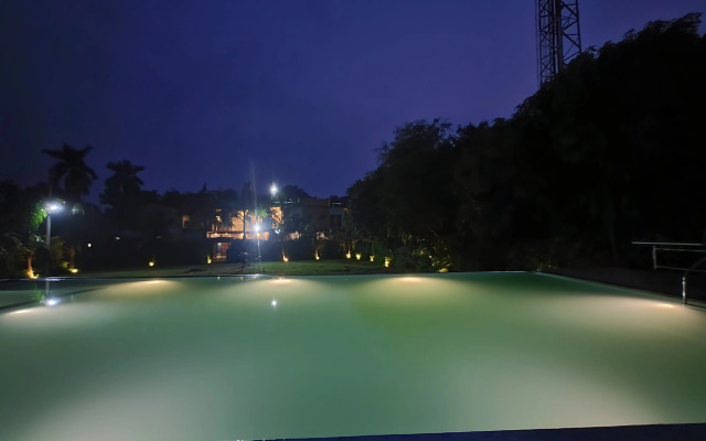 Heartwood Farms Corbett