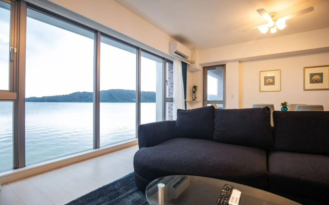 LaLacourt Seaside YAGAJI 2D