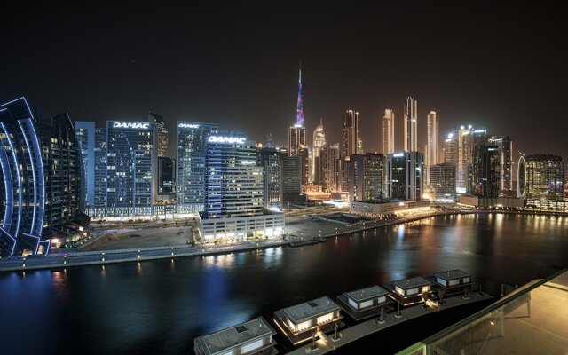 Waves - The Suite Dubai Luxury Waterfront Living