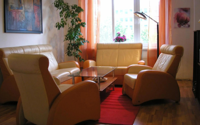 Apartment Accommodation up to 17