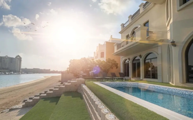 LUX The Luxury Sunny Shores Palm Villa