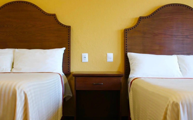 Estancia Inn