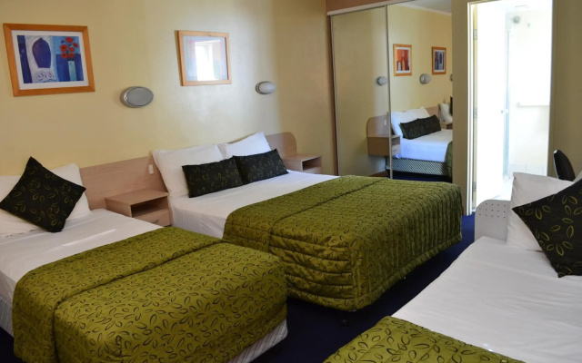 Airport Motel
