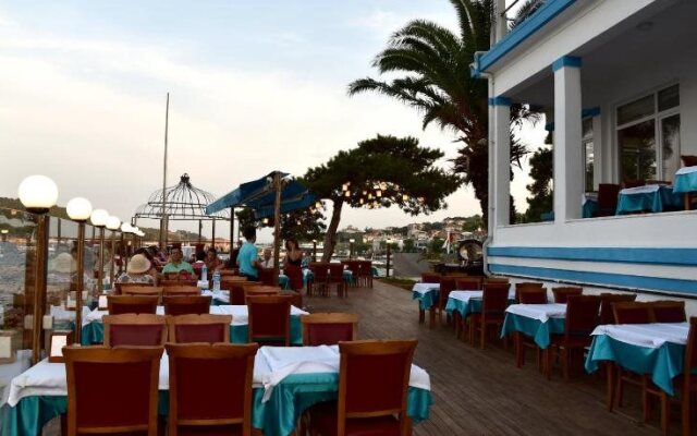 Pyrgos Hotel