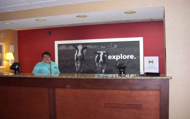 Hampton Inn Hillsville