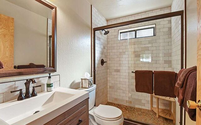 Tahoe Vista Lake Lodge