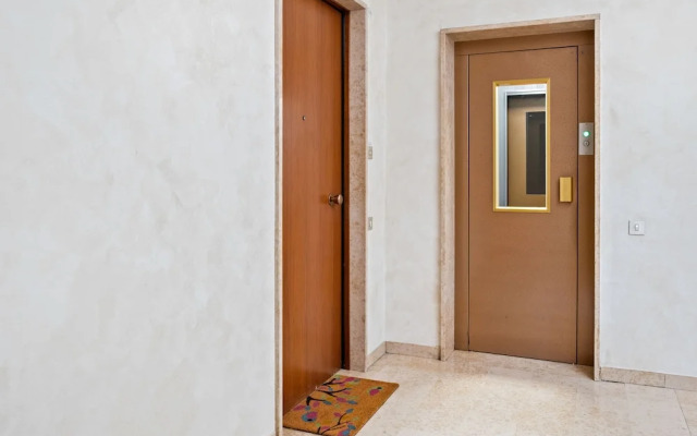 San Carlo Luminous Apartment