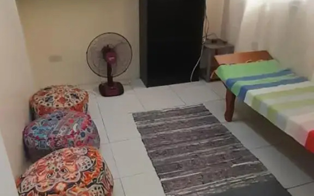 Joh's Haven at East Residences Ortigas - Walk up