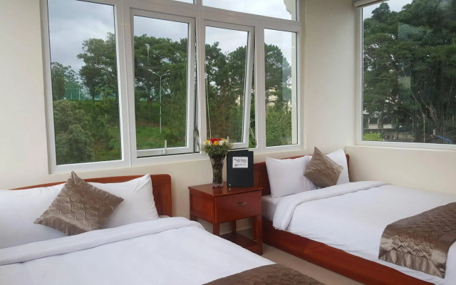 Dong Viet Hotel