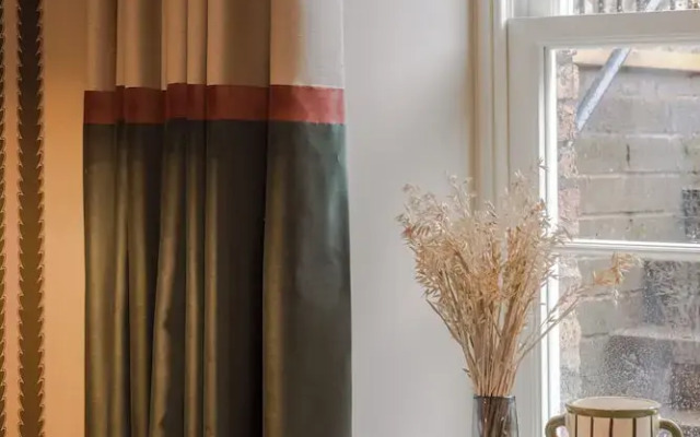 Your Apartment - Pembroke House