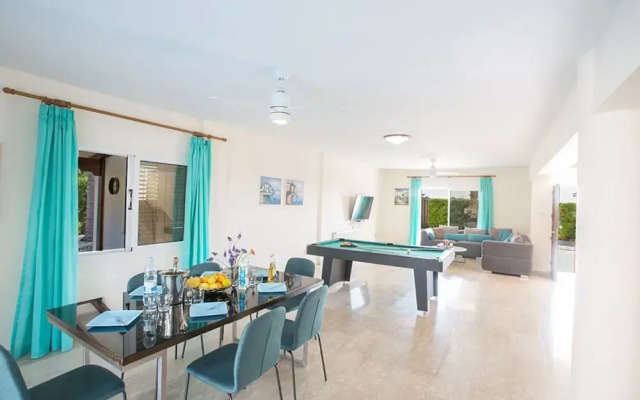 Luxury 4 Bedroom Villa With Private Pool, Sotira Villa 1301