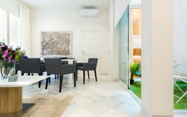 Apartment With 2 Bedrooms, Great Location, Galera I